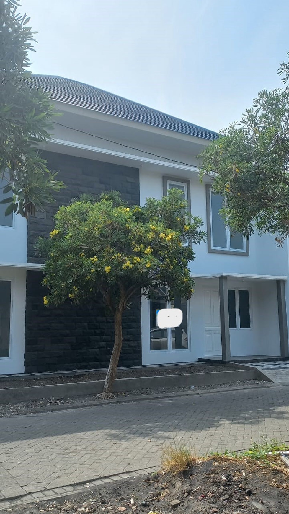 Dijual Rumah Baru 2 Lantai Modern Minimalis di Bukit Palma