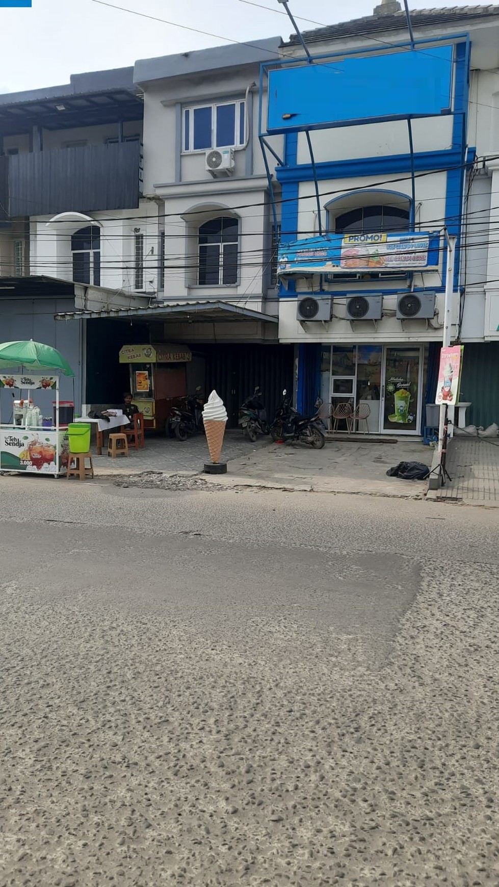 Ruko Strategis depan Jalan raya di Pondok Ungu Permai, Bekasi