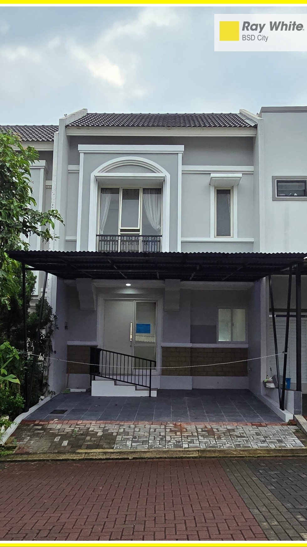 Rumah di Cluster SEVILLA PARK, Kencana Loka BSD CITY, di belakang sekolah Stella Maris