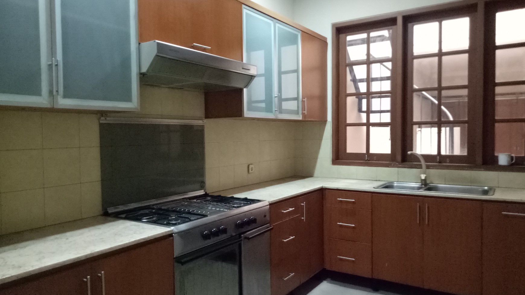 Luxury house in Senopati area ready for Rent suitable for residential or office