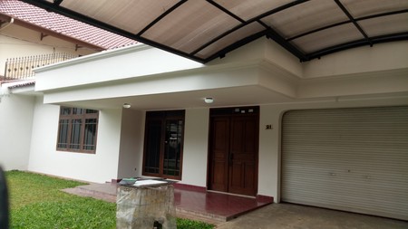 Luxury house in Senopati area ready for Rent