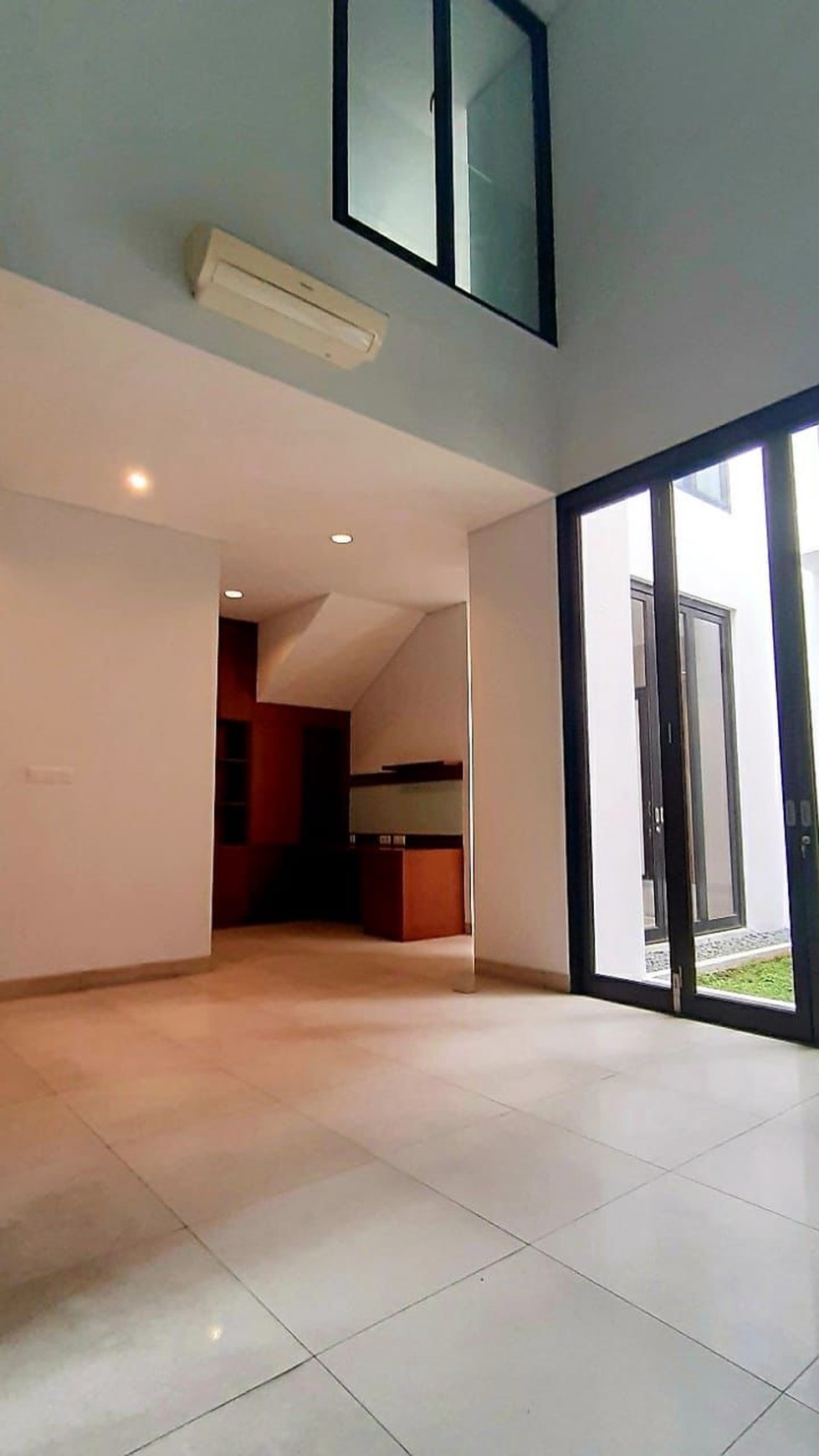 Brand New House at Senopati, suitable for expatriate residential