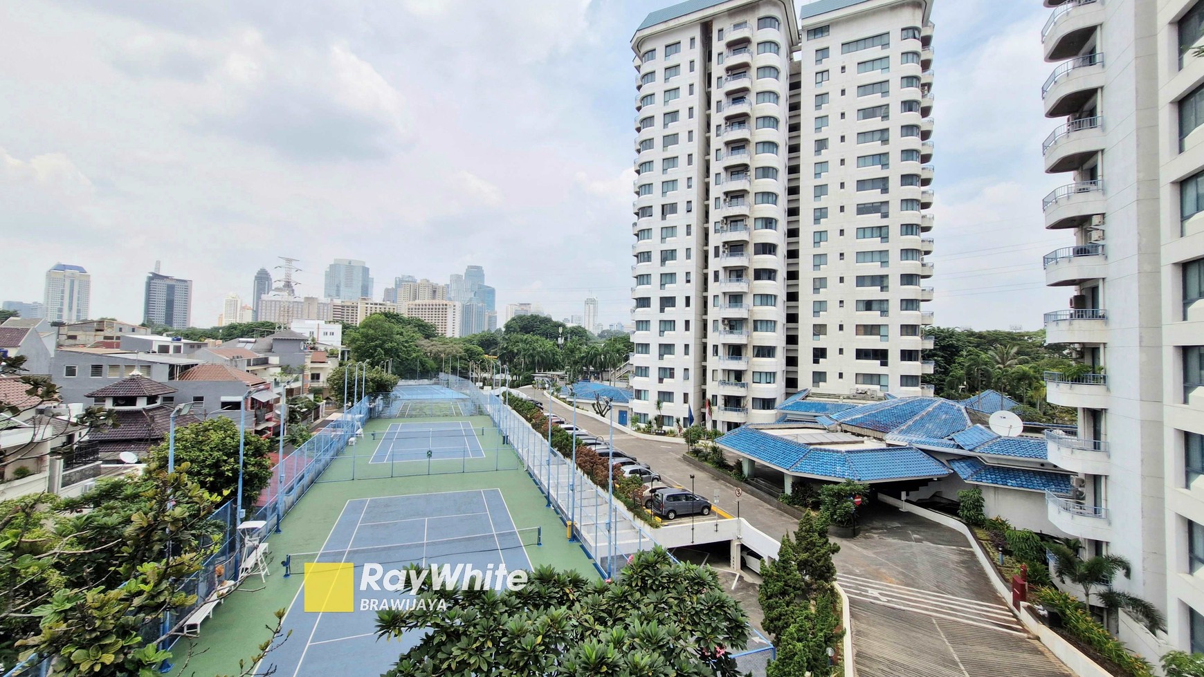 Apartemen Park Royale, Gatot Subroto, 2 menit ke tol Semanggi