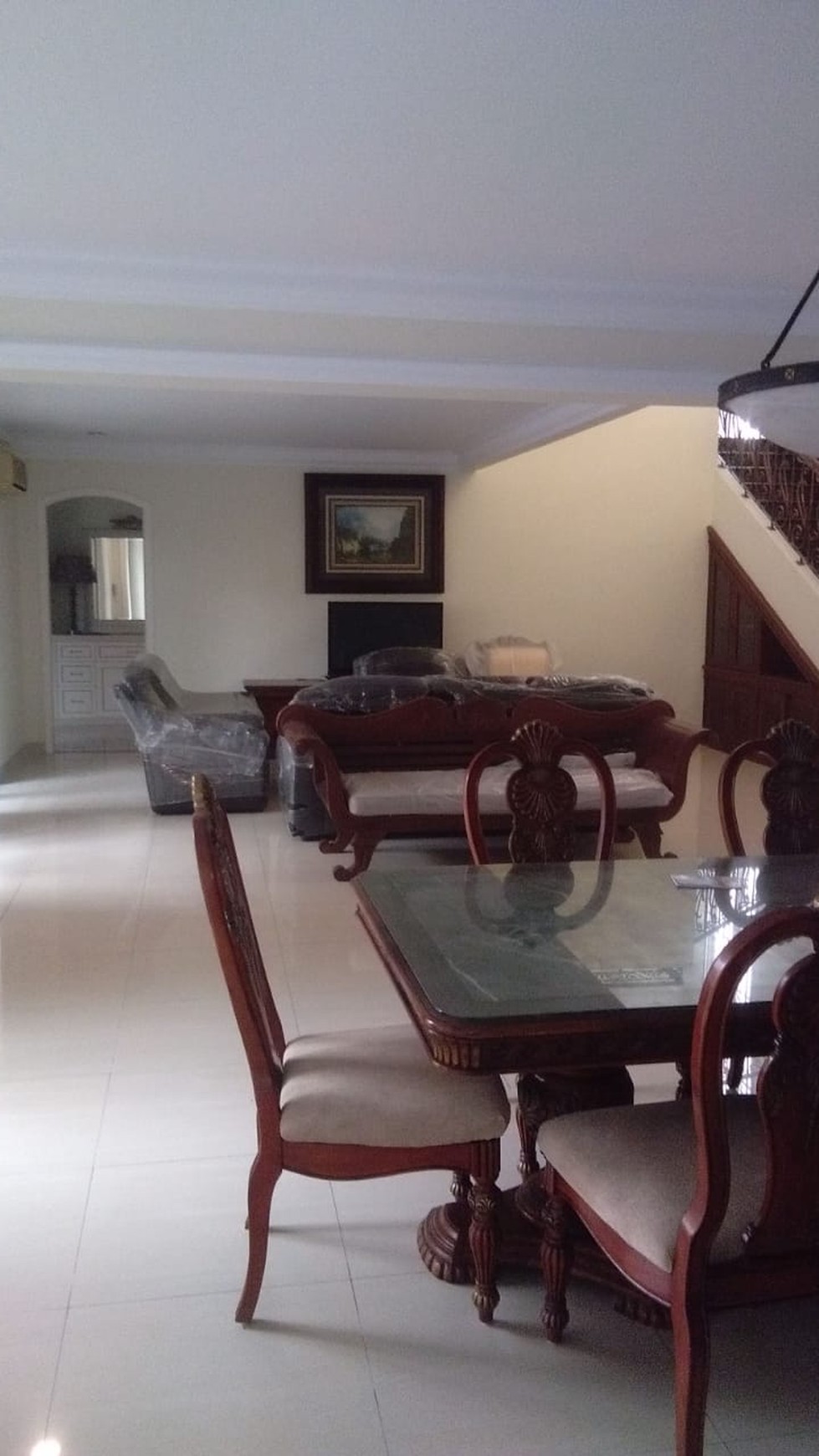 For rent a house in Kebayoran Baru near to Senayan