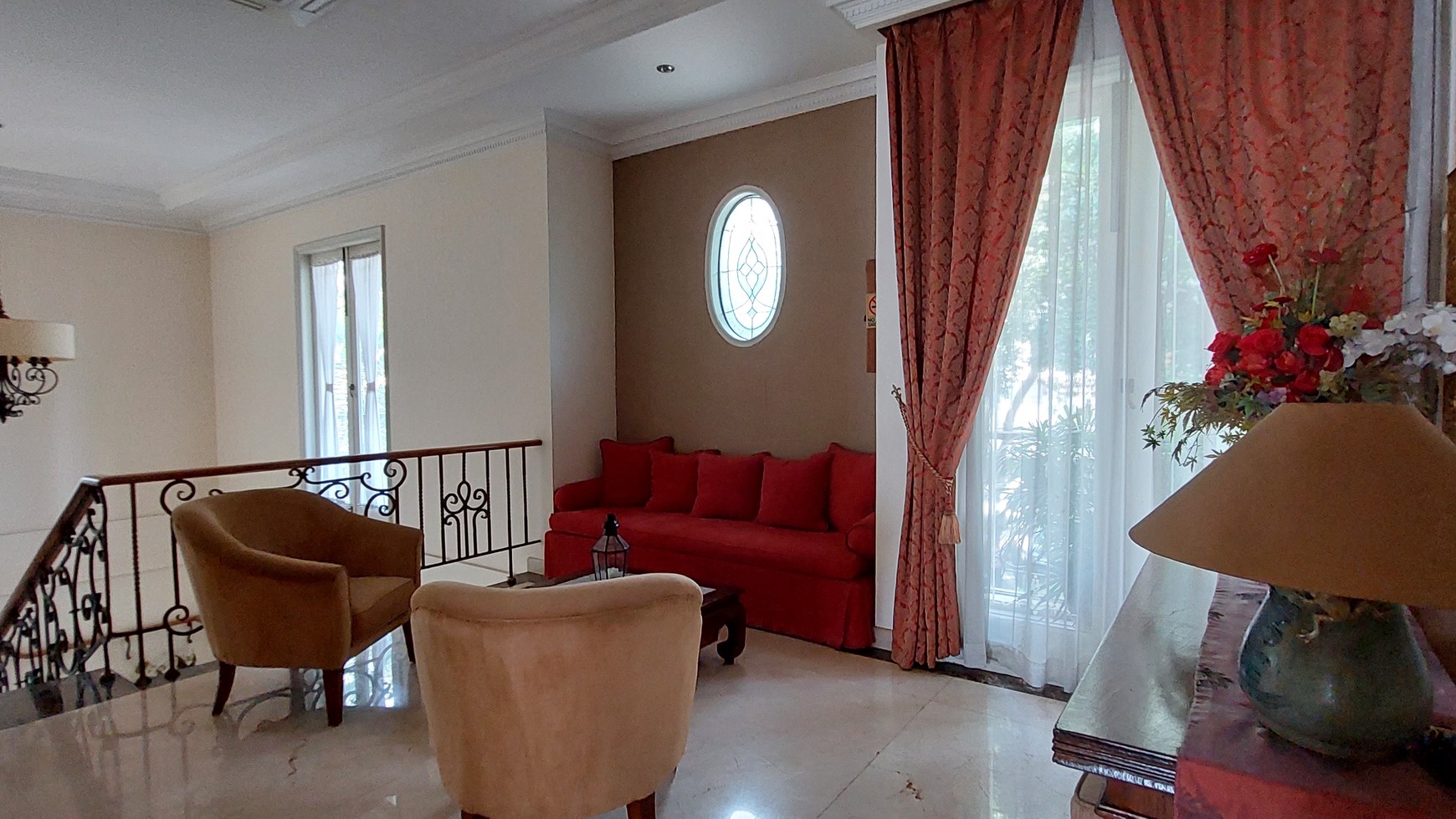 Luxury ex homestay at Senayan area ready for rent suitable for office