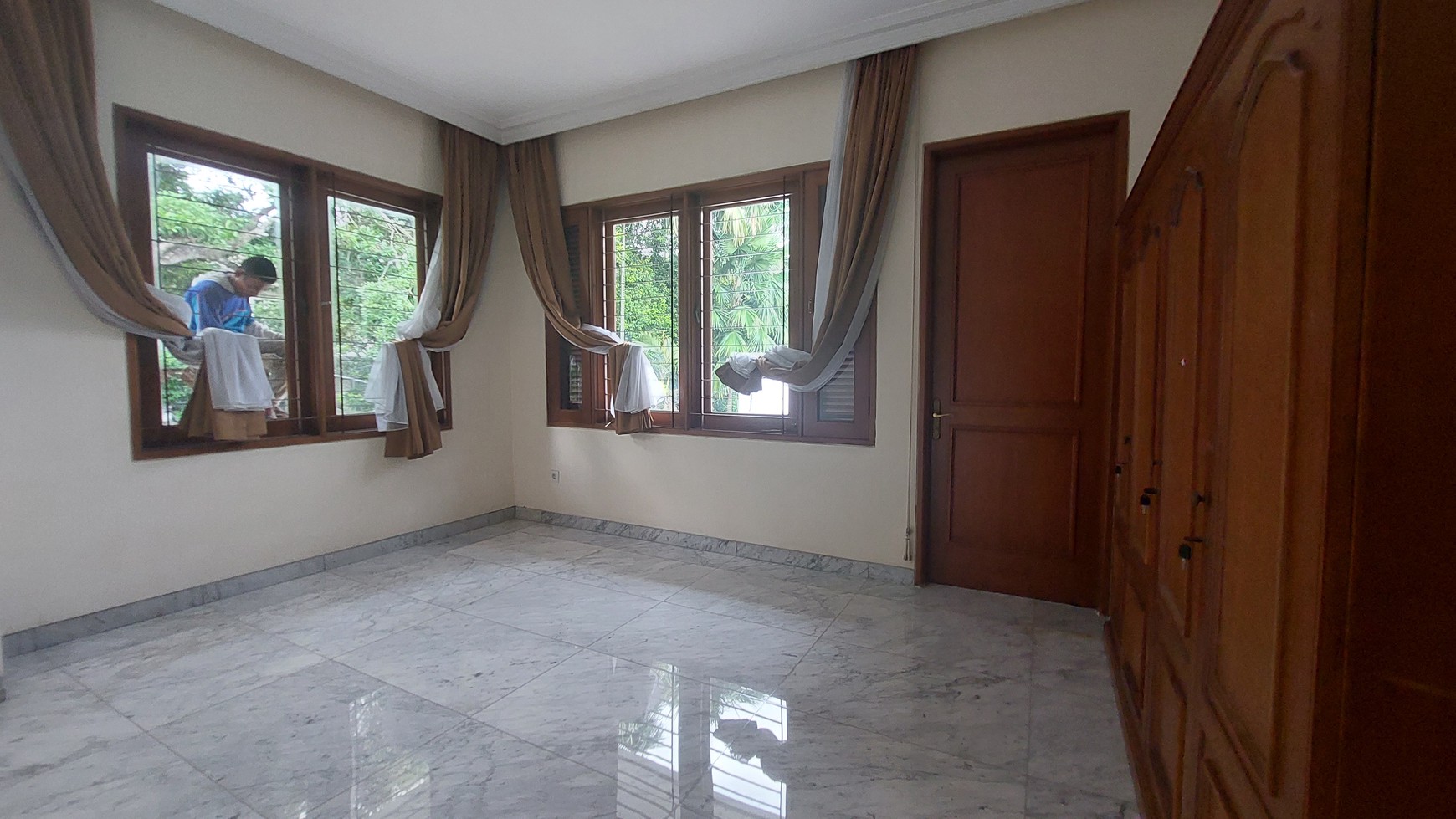 Luxury House in Senayan Good For Expatriate, Embassy Residential