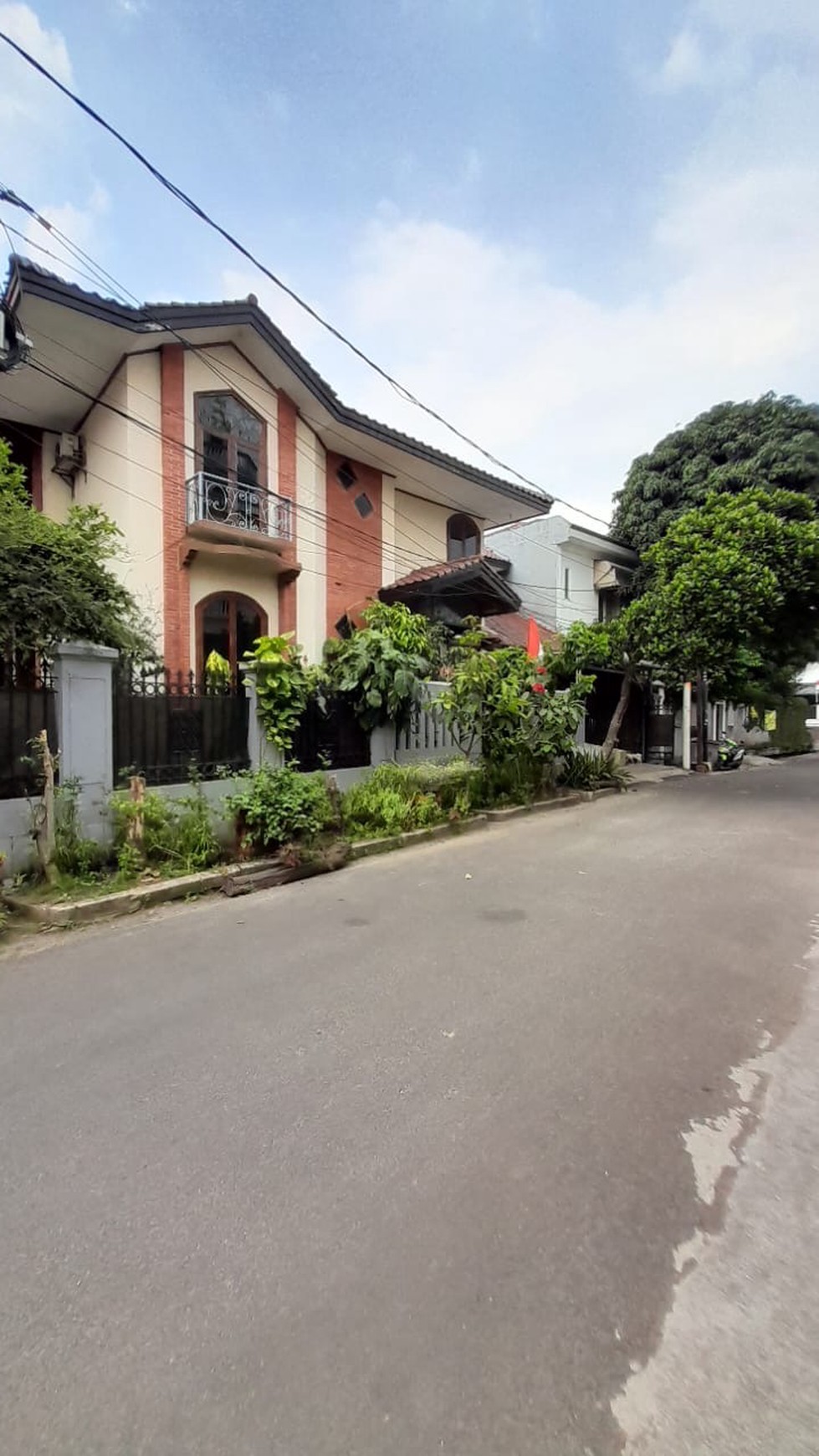 Termurah, Rumah Besar dan Terawat di Cipete Jakarta Selatan