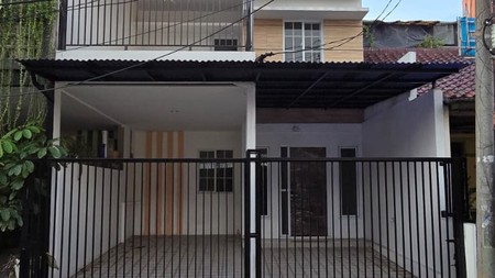 Rumah 2 lantai Brand New di Villa Melati Mas, dekat Sekolah Athalia