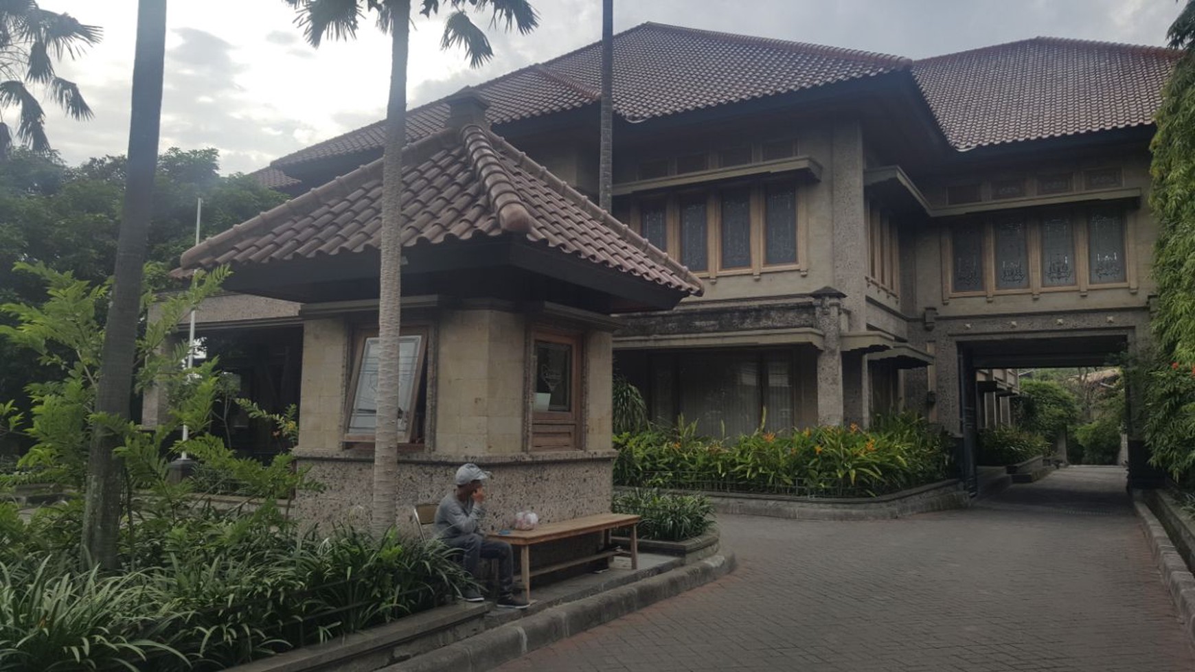 358. Dijual murah itung TANAH saja Jl Veteran Gresik ex pabrik 5 jt an/m²