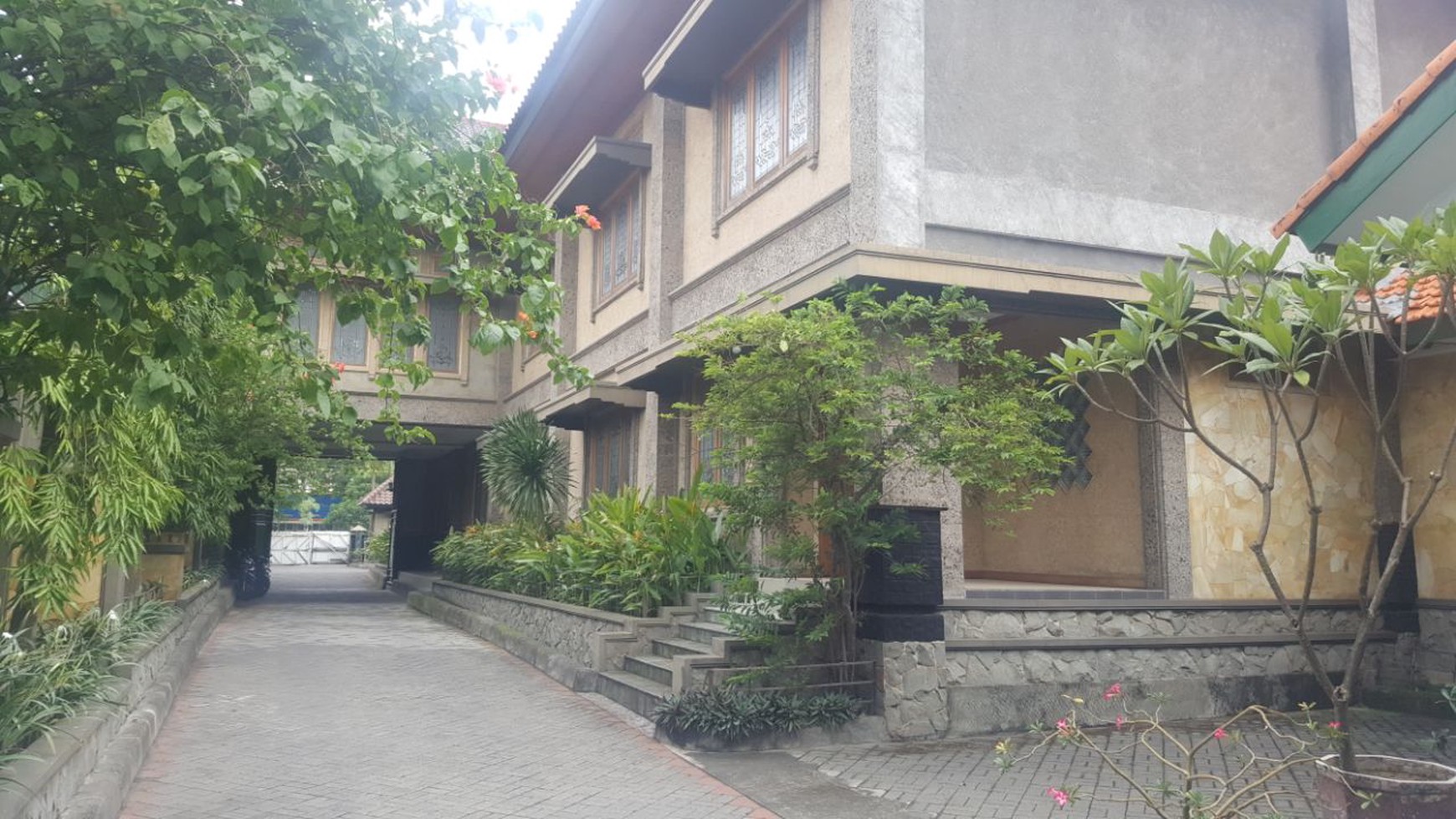 358. Dijual murah itung TANAH saja Jl Veteran Gresik ex pabrik 5 jt an/m²
