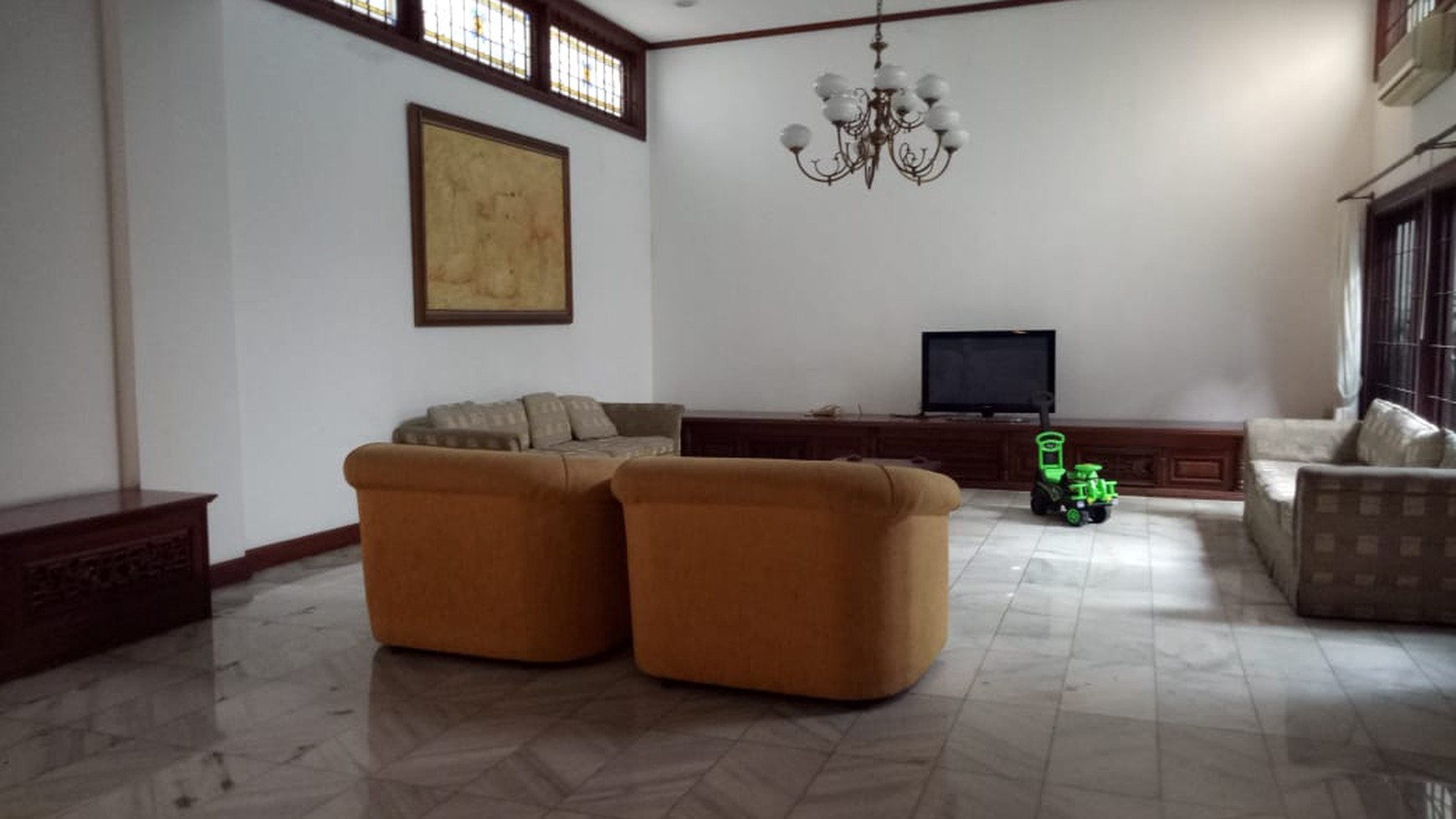 Beautiful House for rent in permata hijau