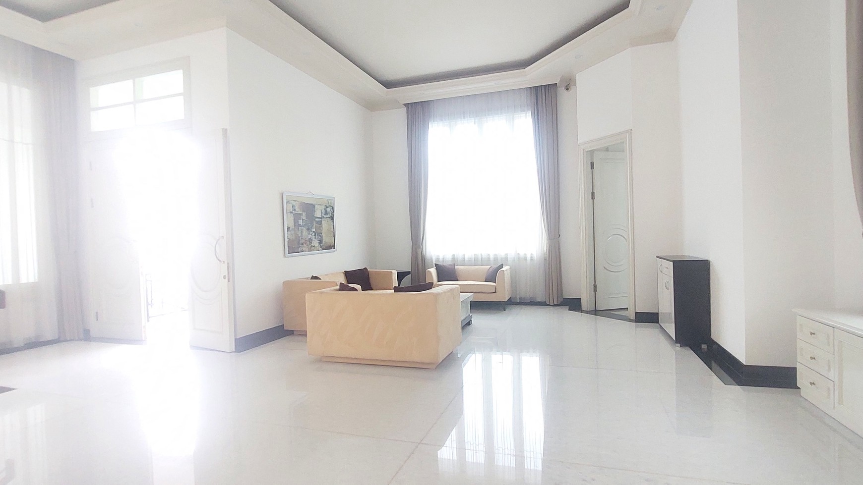 Luxury house in Kuningan area suitable for residential or office