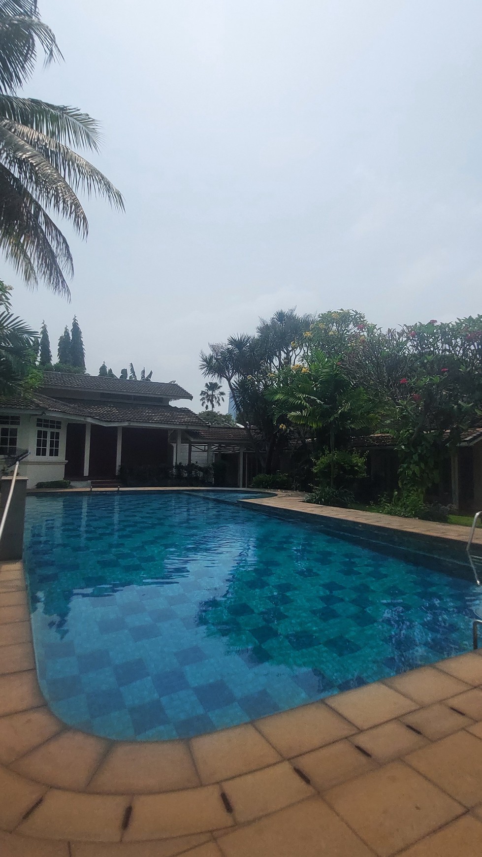 Hommie house at Kuningan suitable for Expatriate Residential or Office