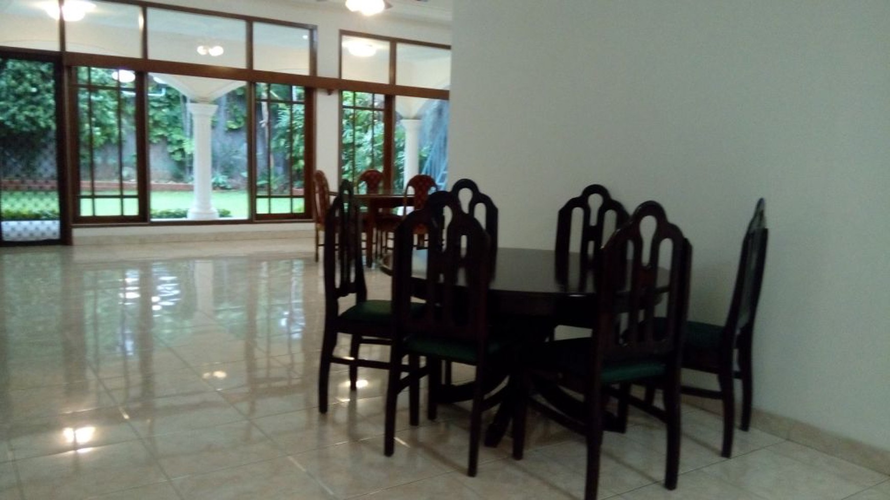 Classic House with Big Garden in Strategic Location of Kemang " The Price Can Be Negotiable "