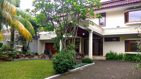 Nice house in kemang area for expatriat and others "the price can be negotiable"