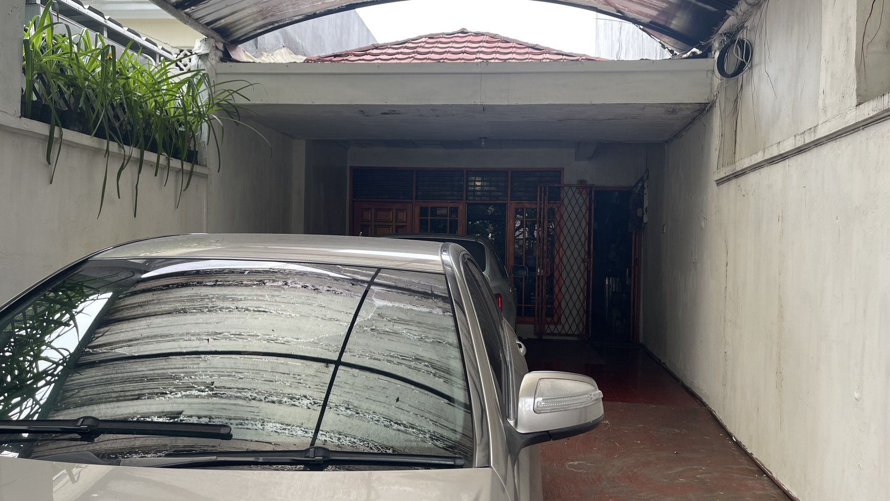 House in Jl Prof. M. Yamin, Menteng