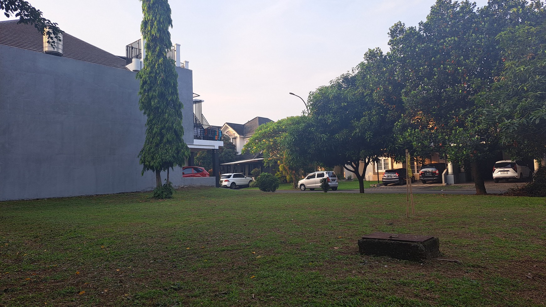 Kavling Hoek Dalam Cluster di Kota Wisata Cibubur