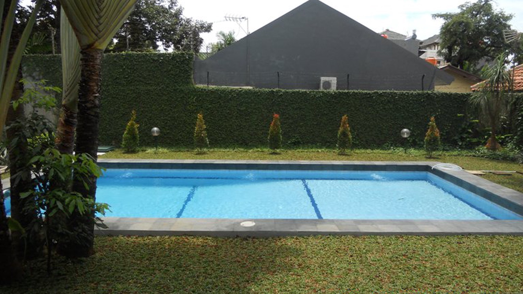 House for rent In Cilandak Area