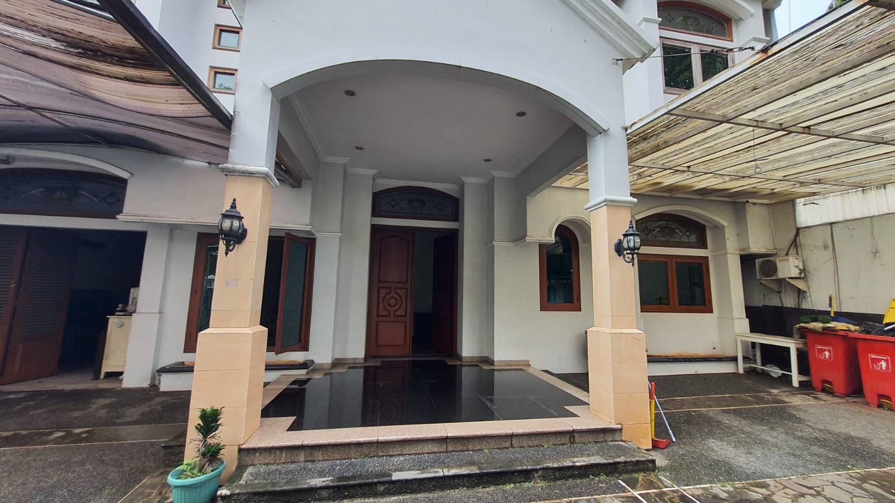 Dijual rumah di Jl Darmawangsa 2A Kebayoran Baru