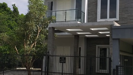 Jual Rugi - Rumah Hoek 2 Lantai di Metland Tambun Bekasi 