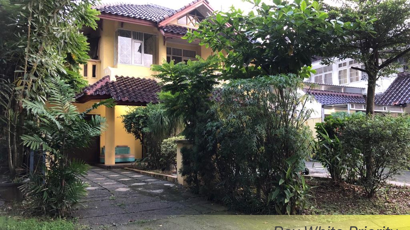 Rumah Semi-Furnished dan Asri di Lippo Village, Karawaci, Tangerang #HR