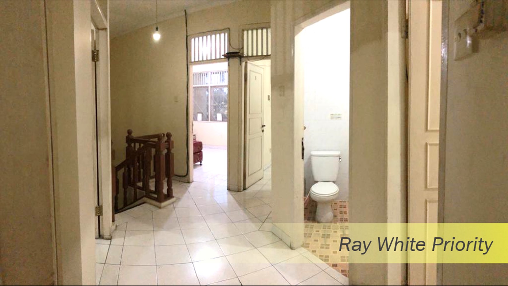 Rumah Semi-Furnished dan Asri di Lippo Village, Karawaci, Tangerang #HR