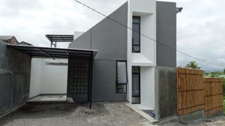 Rumah 2 Lantai Konsep Villa Dalam Perum Mulia Sedayu Bantul