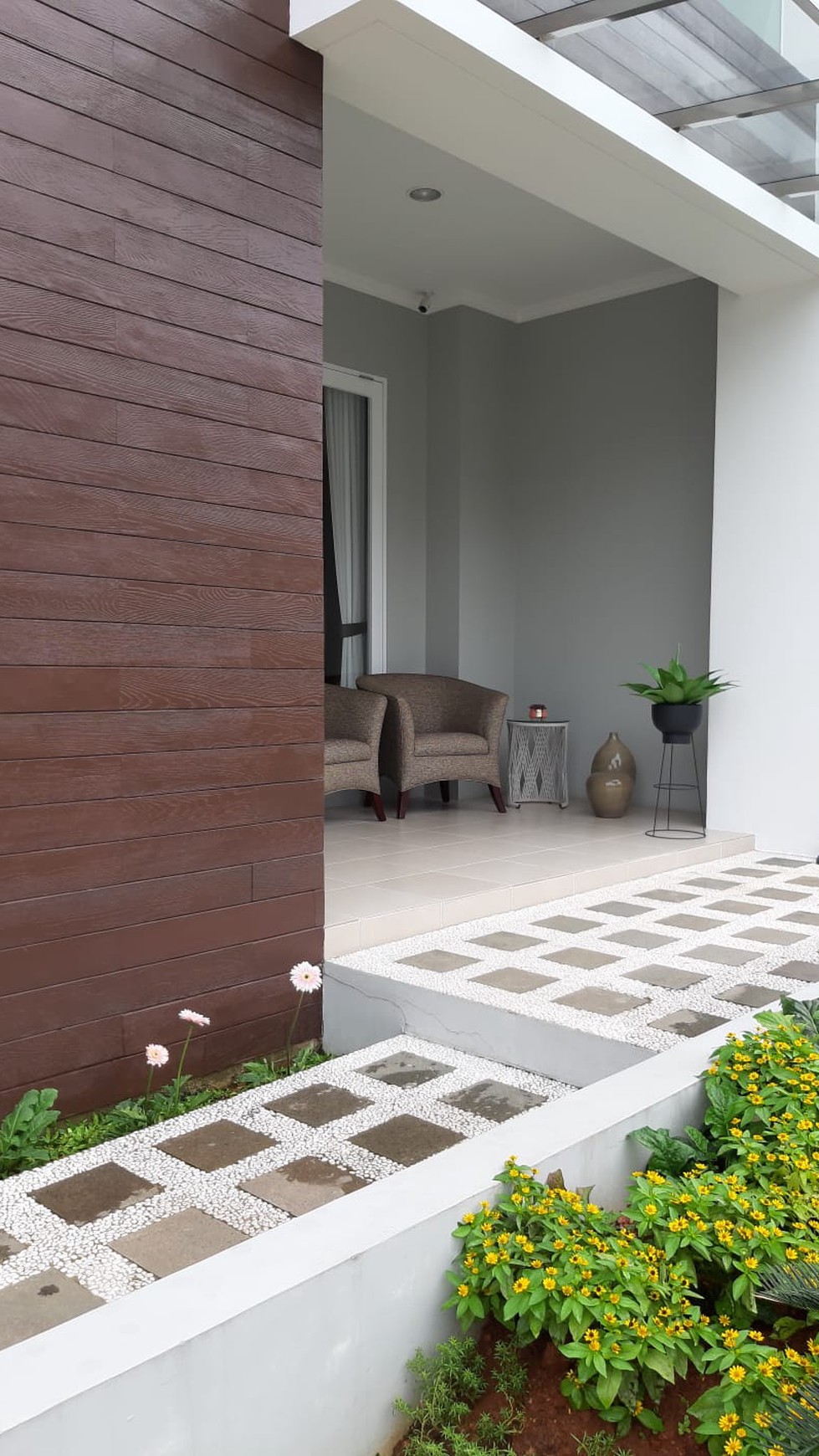 Rumah Bagus Siap Huni di Cluster Vivaldi Summarecon Serpong