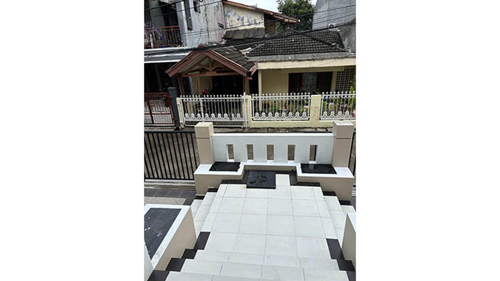 Rumah Simponi Mas, Kelapa Gading Luas 9x15m2