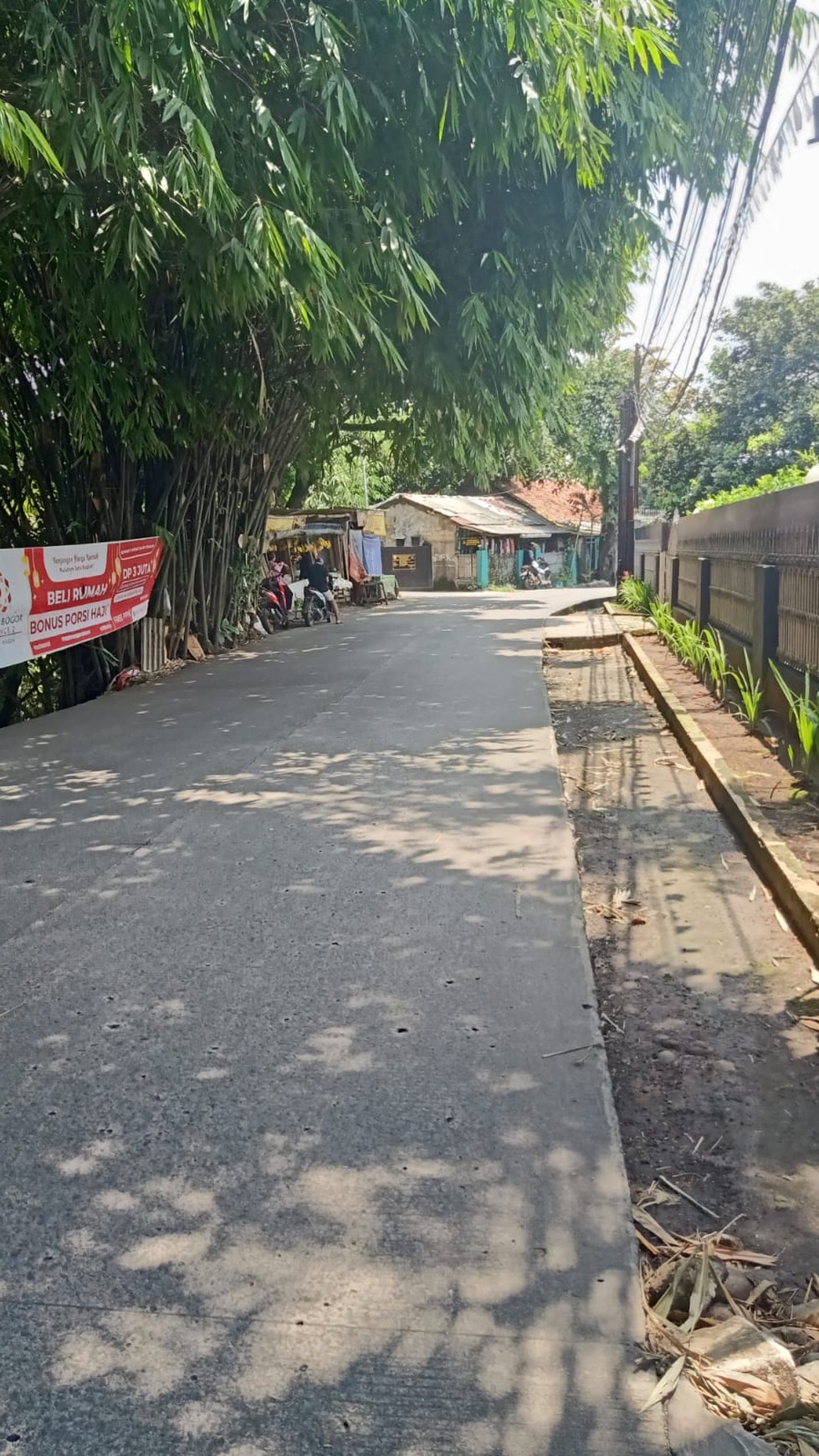 DI - JUAL RUMAH Di PINGGIR JALAN RAYA BOJONG GEDE