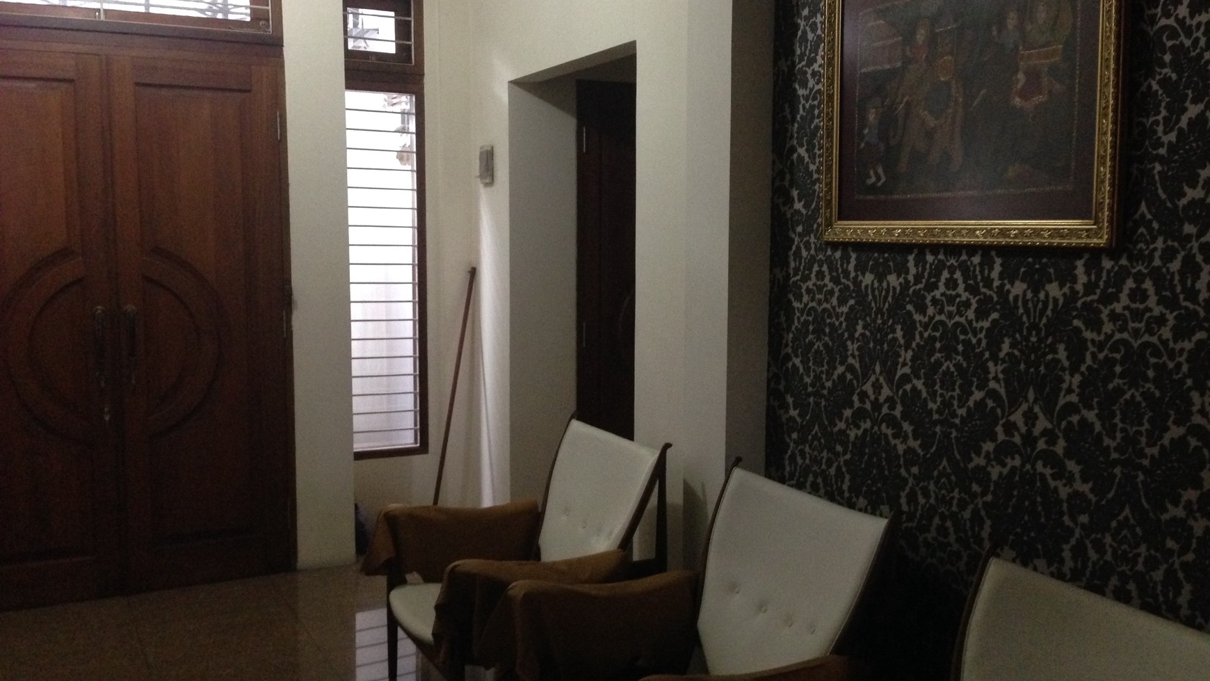 Dijual Rumah Menteng Bagus Siap Huni  