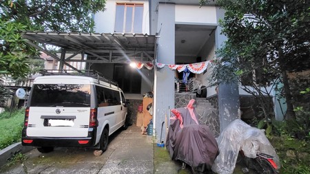 Rumah Asri di Resor Dago Pakar Bandung