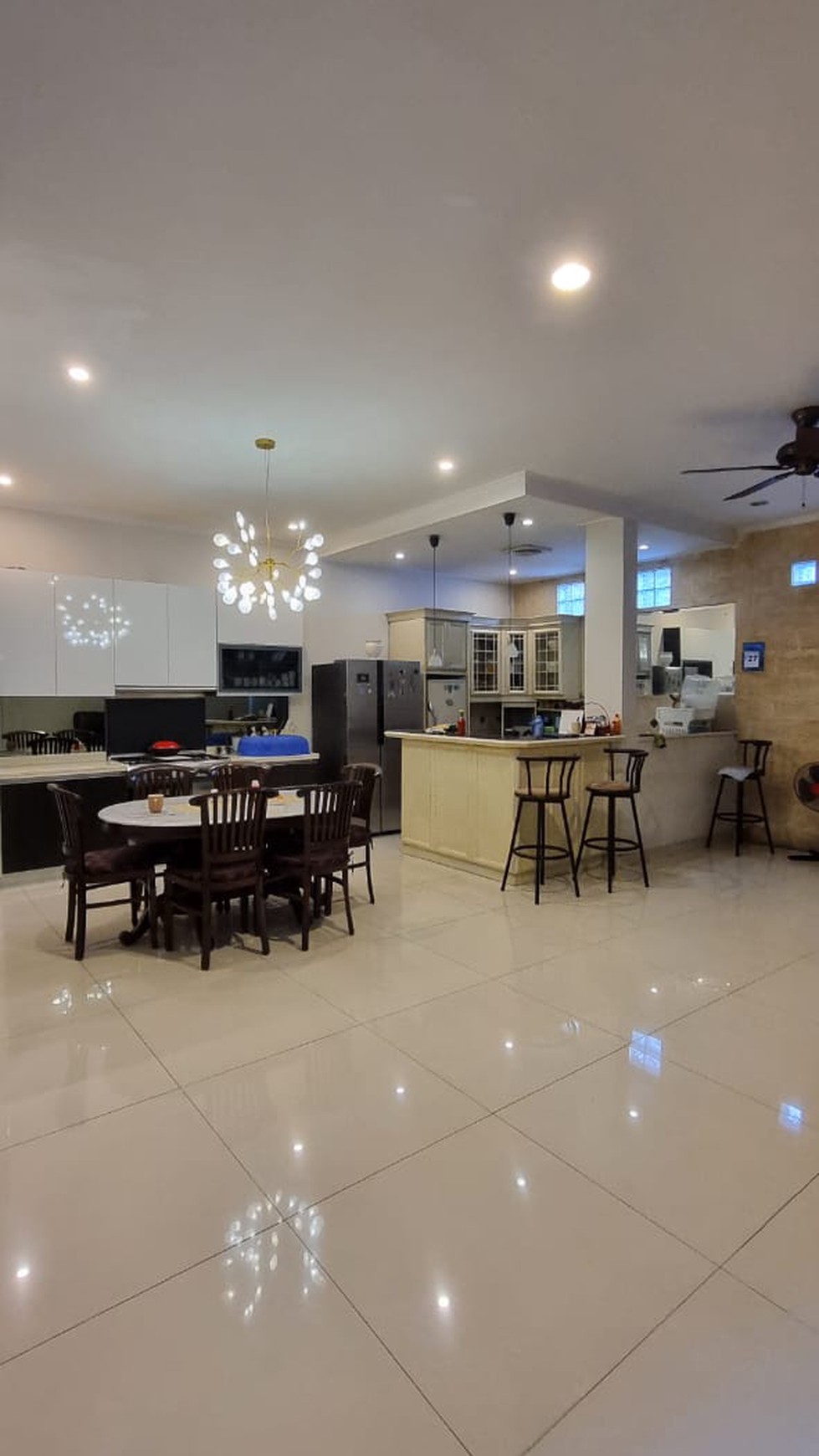 Dijual Rumah Dalam Townhouse Kebayoran Lama, Jakarta Selatan 