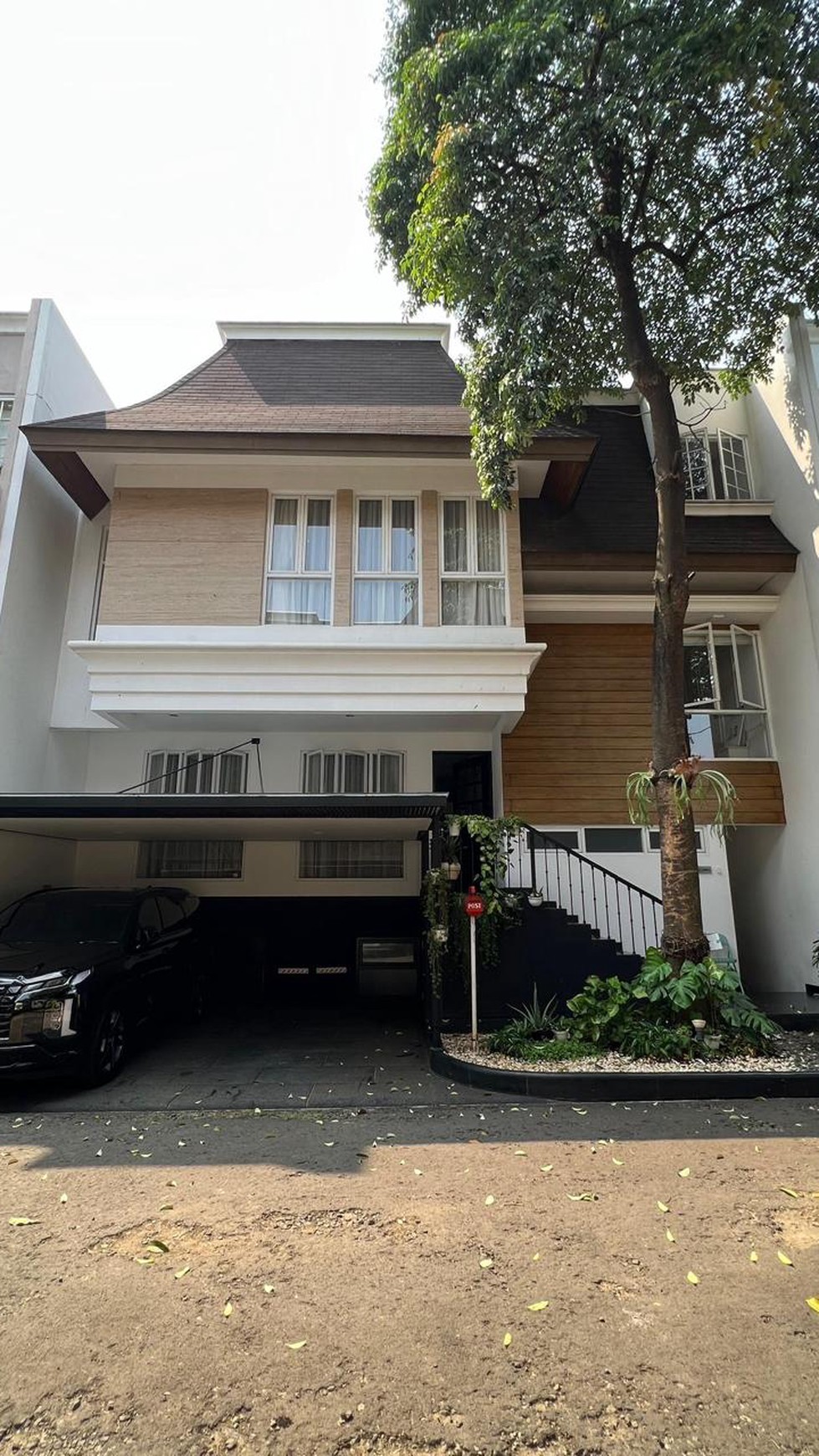 Dijual Townhouse Taman Pesona Pasar Minggu, Jakarta Selatan