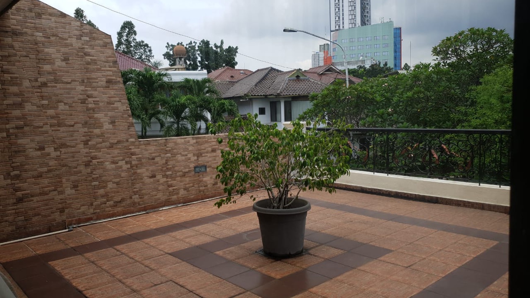 Rumah Depan Taman Siap Huni Dalam Cluster Exclusive Bintaro Jaya 7