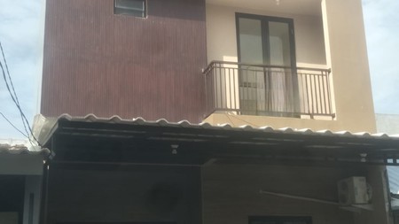 Fast Rent. Rumah bagus Regensi Melati Mas, Serpong