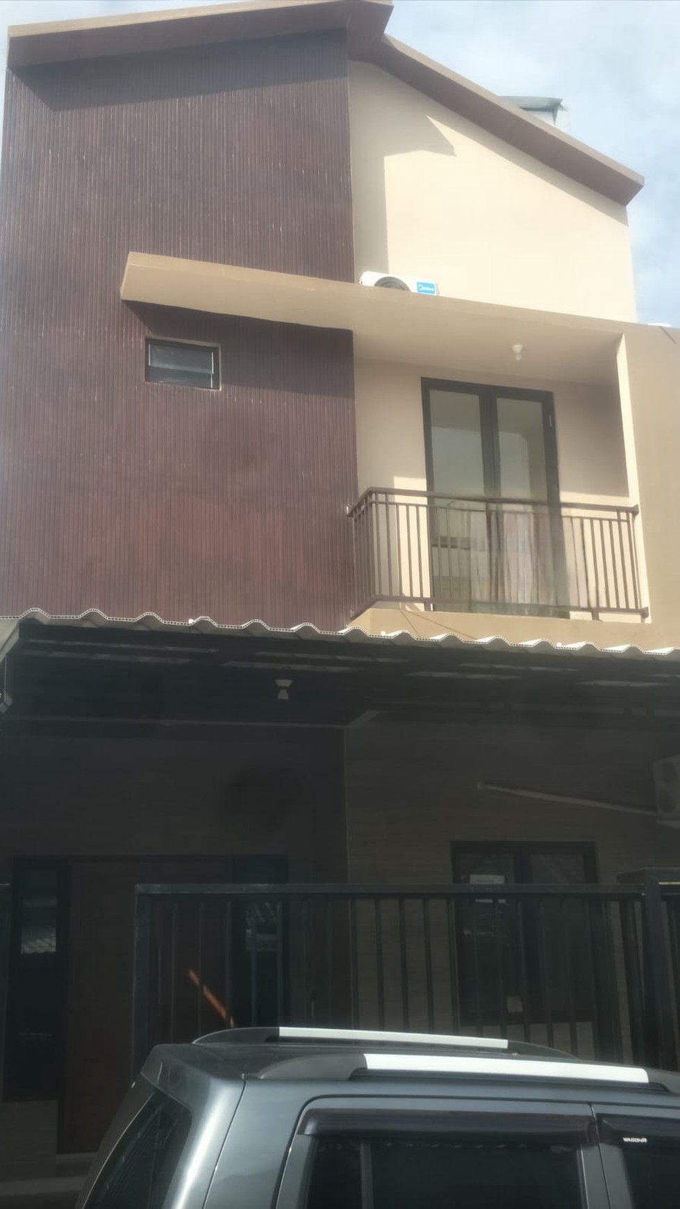 Fast Rent. Rumah bagus Regensi Melati Mas, Serpong