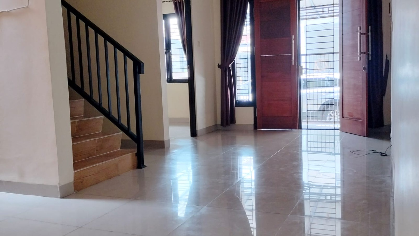 Fast Rent. Rumah bagus Regensi Melati Mas, Serpong