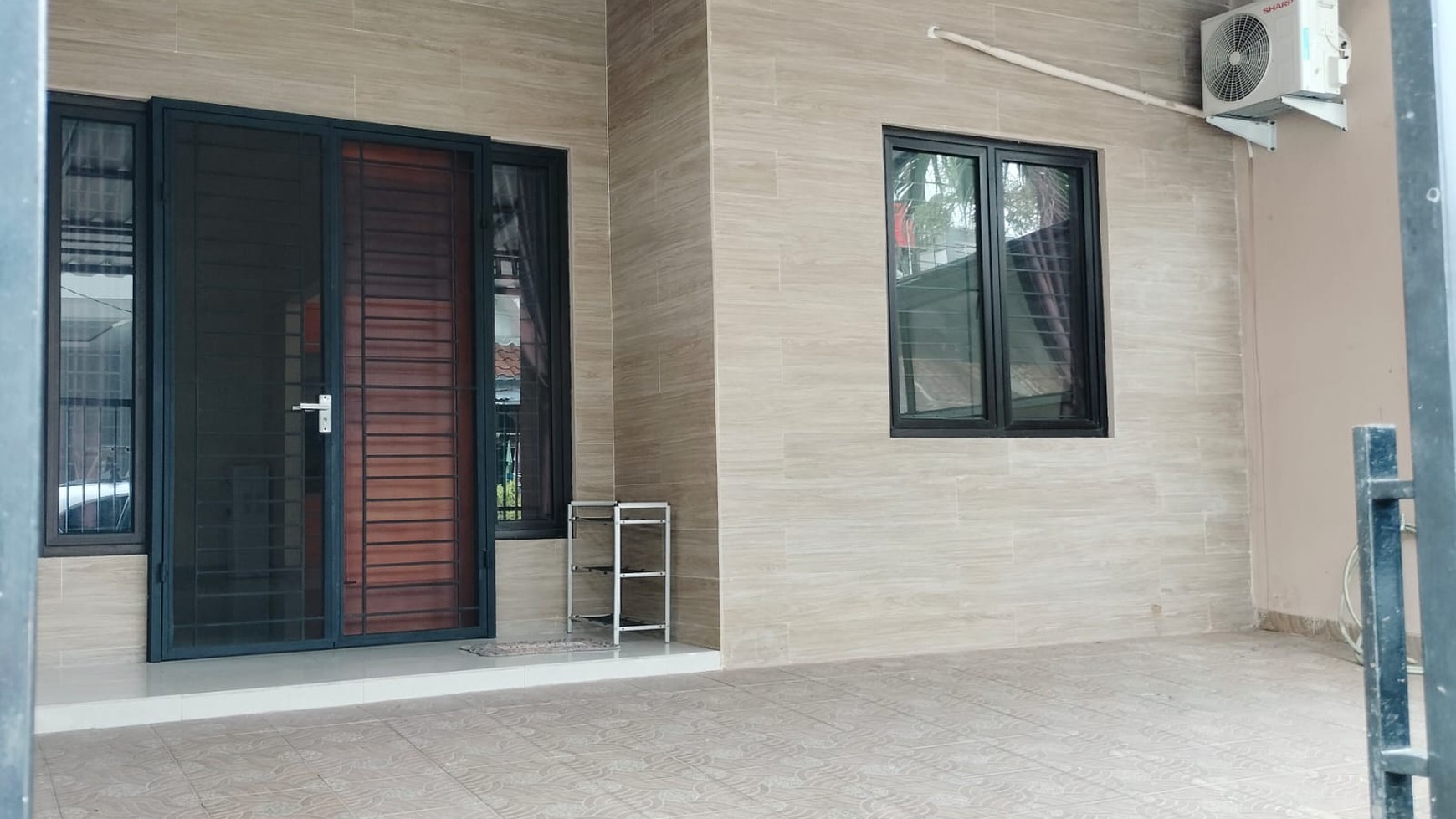 Fast Rent. Rumah bagus Regensi Melati Mas, Serpong