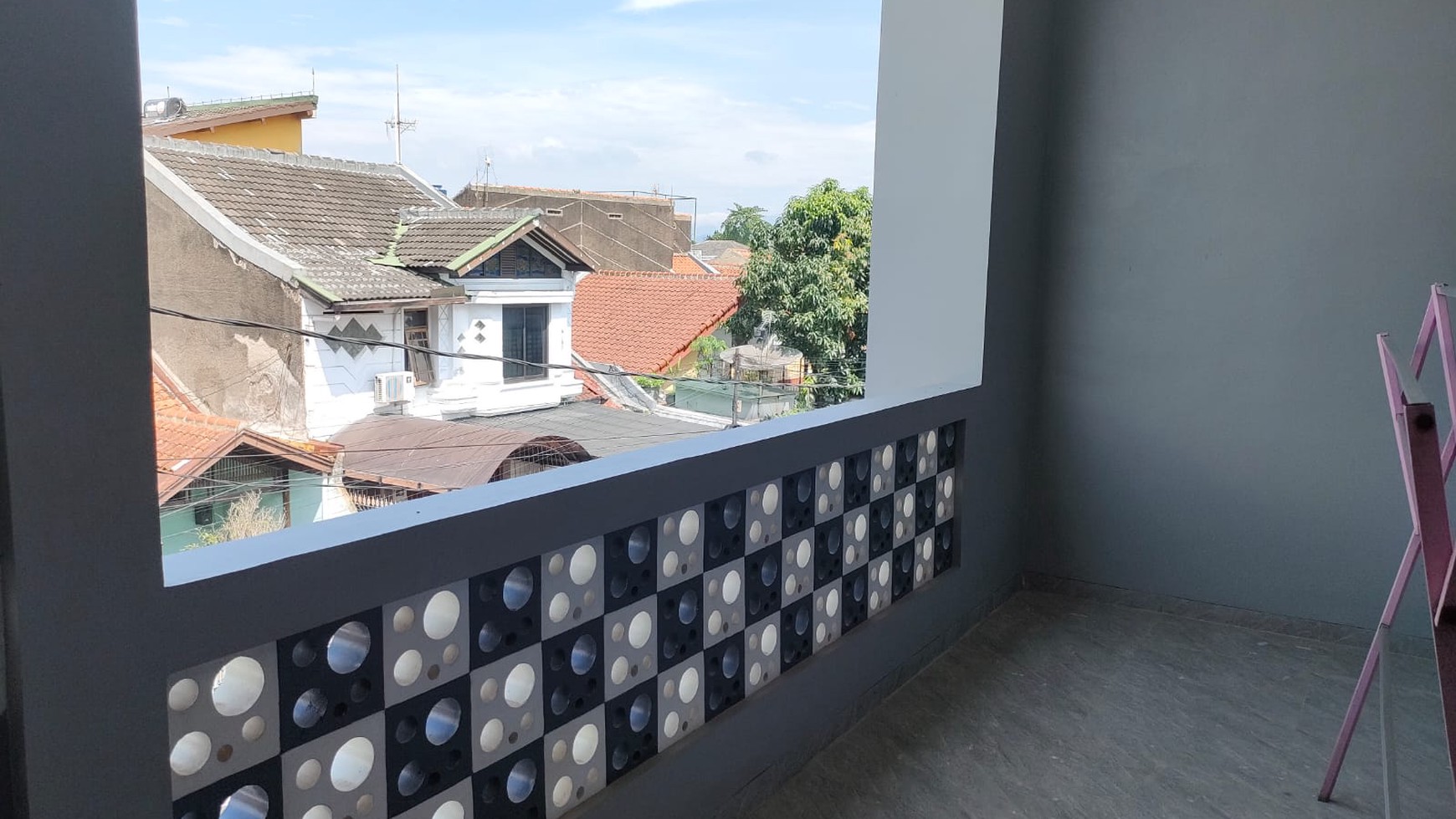Rumah Bagus Terwat di Pasirsalam, Bandung