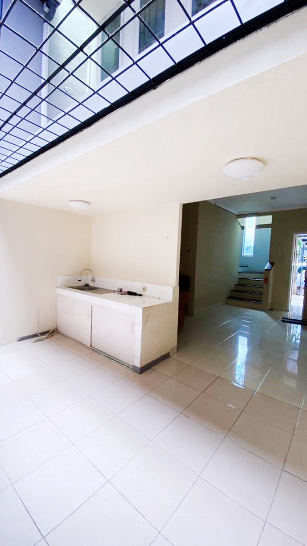 Rumah Bagus Di Puri Town House Bintaro Jaya Sektor 9