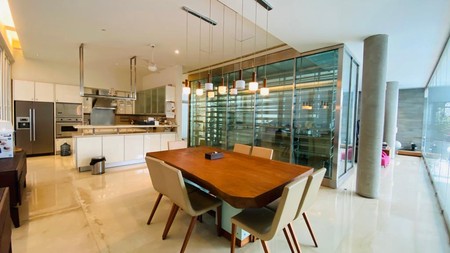 Rumah modern design fully furnished di hangtuah, jakarta selatan