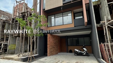 Brand New Townhouse Simatupang