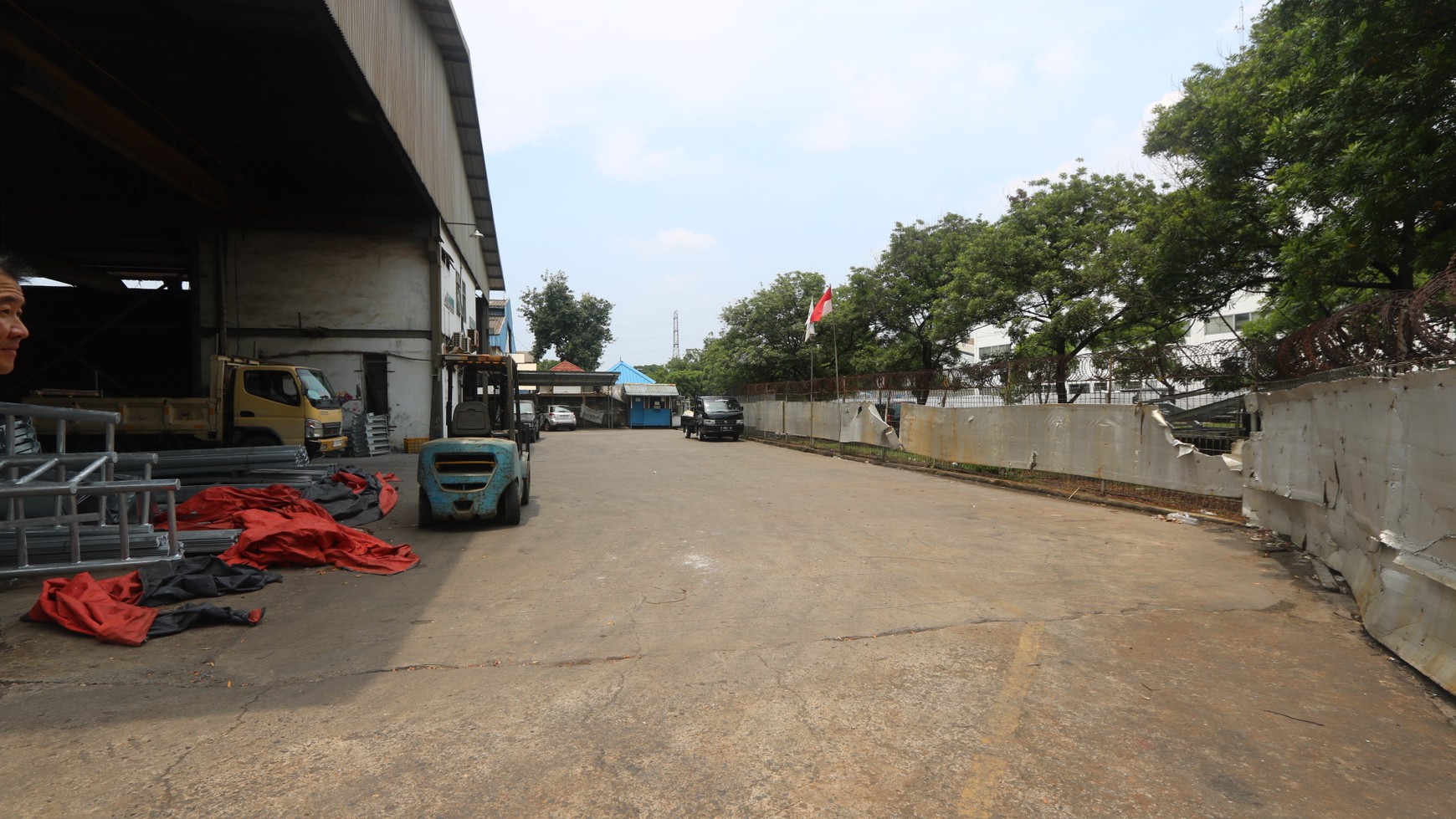 DIJUAL PABRIK AKTIF DI KAWASAN INDUSTRI JABABEKA CIKARANG JAWA BARAT / Factory Plant in Jababeka FOR SALE