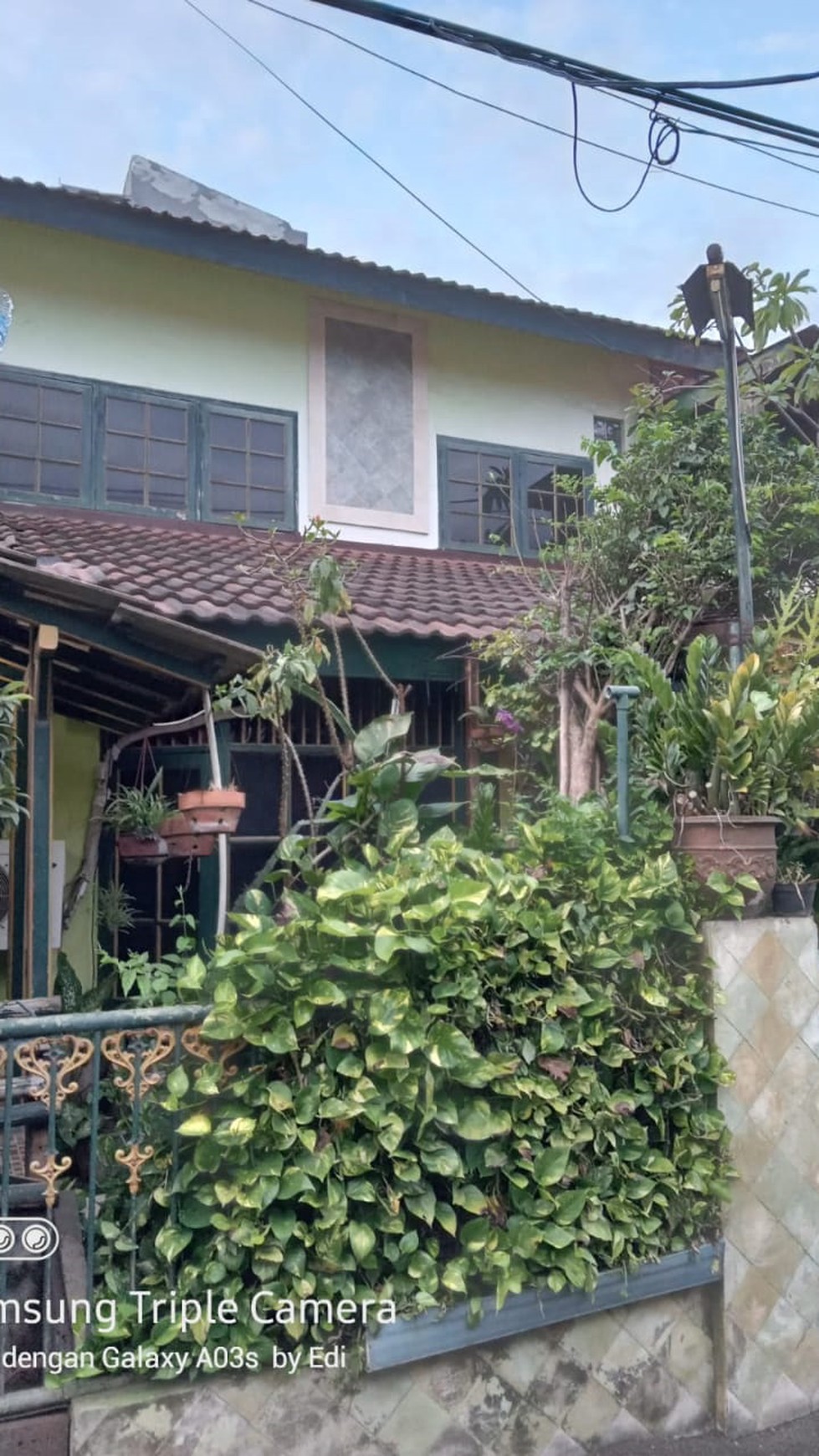 Rumah Lokasi Strategis dengan Bangunan Kokoh dan Hunian Asri @Tebet