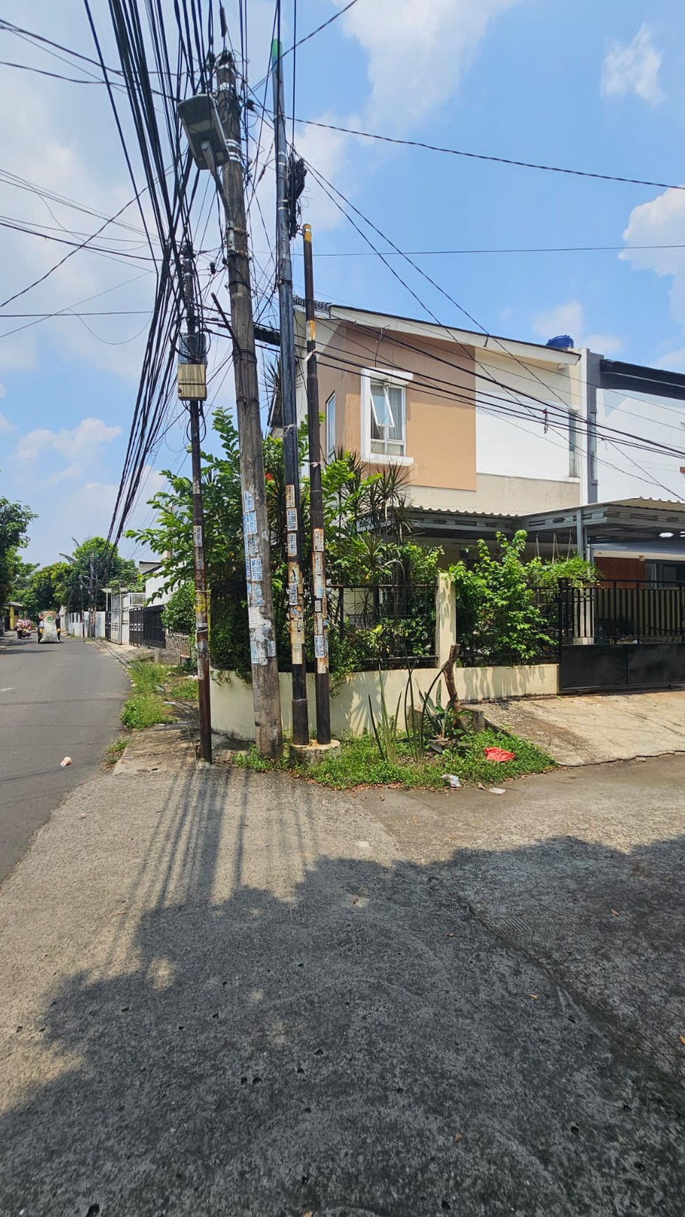 Rumah Hook Lokasi Strategis dan Hunian Nyaman @Pondok Aren