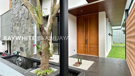 Brand New Luxurious And Comfortable House Strategic Location In Kemang 
