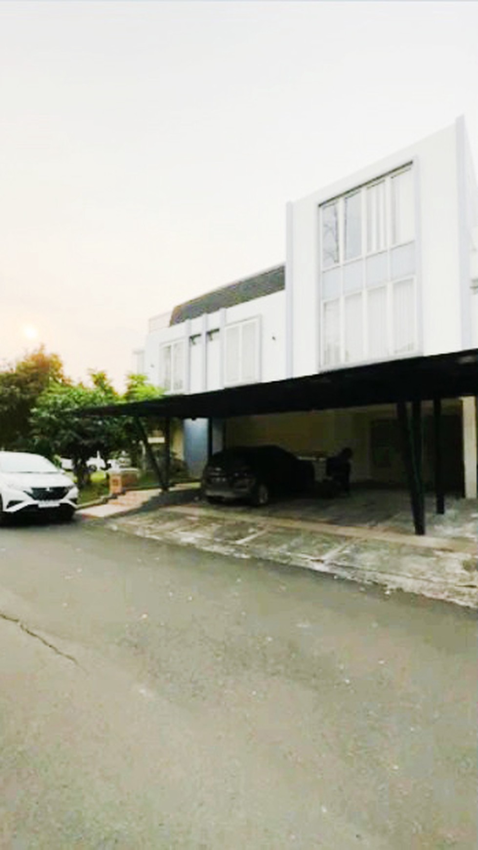 Rumah Bagus Di Meruya Residence, Jl Gunung Krakatau Jakarta Barat