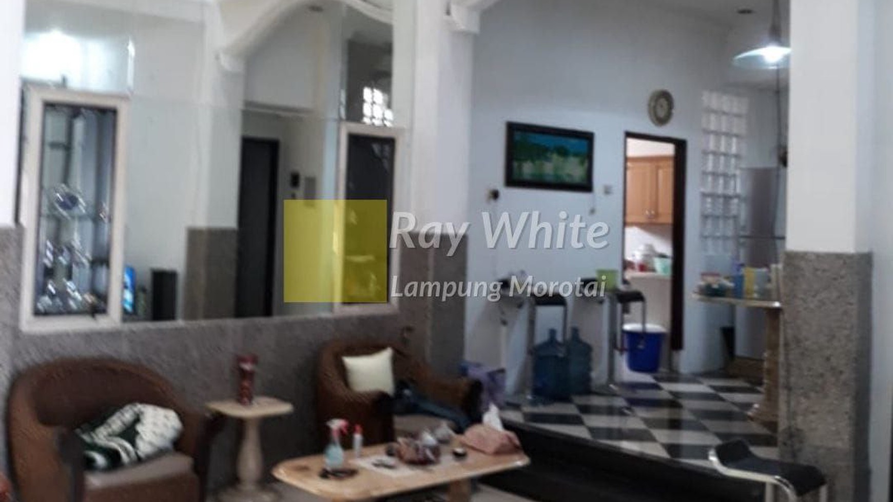 Dijual Rumah 2 Lantai di Tanjung Karang Timur