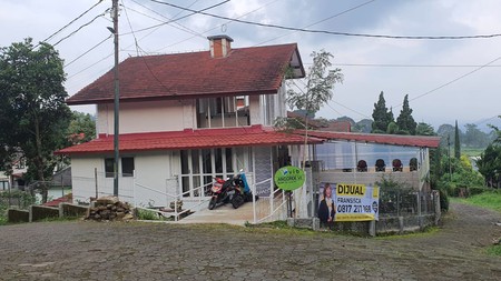 Villa Bagus Terawat di Villa Istana Bunga, Lembang